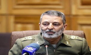 Leader Appoints New Chief of Iranian Army