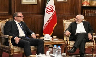 Austrian MP Hails Investment Security in Iran