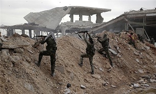 Syrian Army Tightens Noose on Last ISIL Stronghold South-East of Raqqa Province