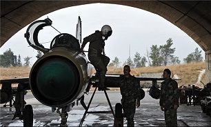 ISIL's Military Convoy Destroyed in Syrian Airstrikes in Deir Ezzur