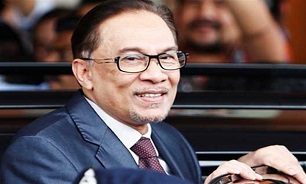 Malaysia Begins By-Election Vote to Pave Anwar's Return