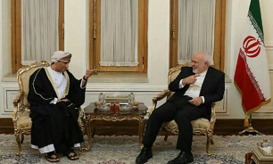 Iran, Oman discuss regional, bilateral issues