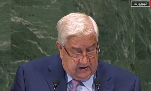 Syrian Foreign Minister: US Allows ISIL Militants to Force Way to Iraqi Border