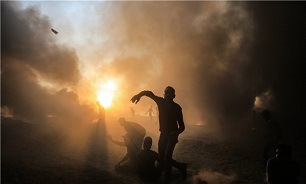 Palestinian Youth Shot, Injured by Israeli Forces’ Fire along Gaza Borders