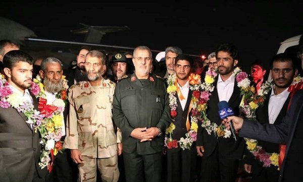 Five abducted Iranian border guards return home