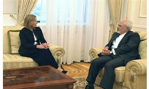 Iran’s FM Holds Diplomatic Meetings in Geneva