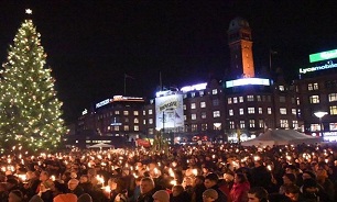 Thousands Protest Harsh Refugee Policy in Denmark