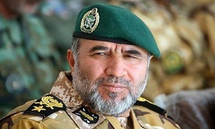 Iranian Army strongly protecting eastern borders.