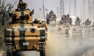 Turkish Army Dispatches More Military Equipment, Vehicles to Border with Syria