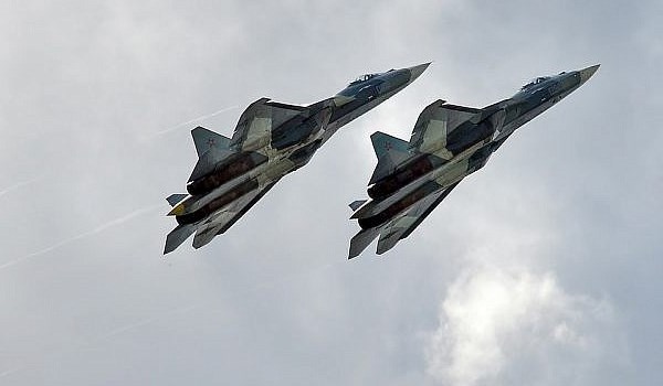 Russian Jets Cover Syria’s Airspace after Reports on Presence of US Spy Planes near Coast