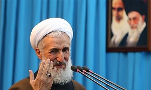 Iranian Cleric Deplores US-Led Attack on Syria as Violation of Int'l Law