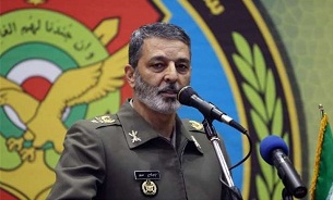 Iran Army Chief Reiterates Support for IRGC