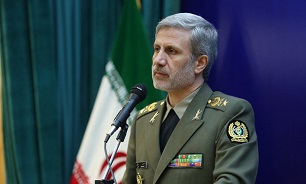 Iran’s defense min. departs for Moscow