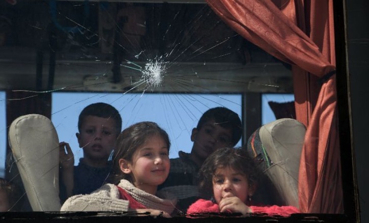 Scores of families return to East Ghouta