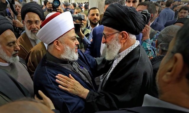 Muslims should utilize Ramadan to achieve glory and dignity: Imam Khamenei