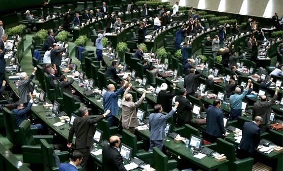 Iranian Parliament Prepares Bill to Require Gov't to Reciprocate US Abrogation of N. Deal