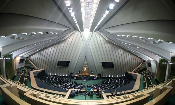 Iranian Parl. votes for Palermo bill after amendments