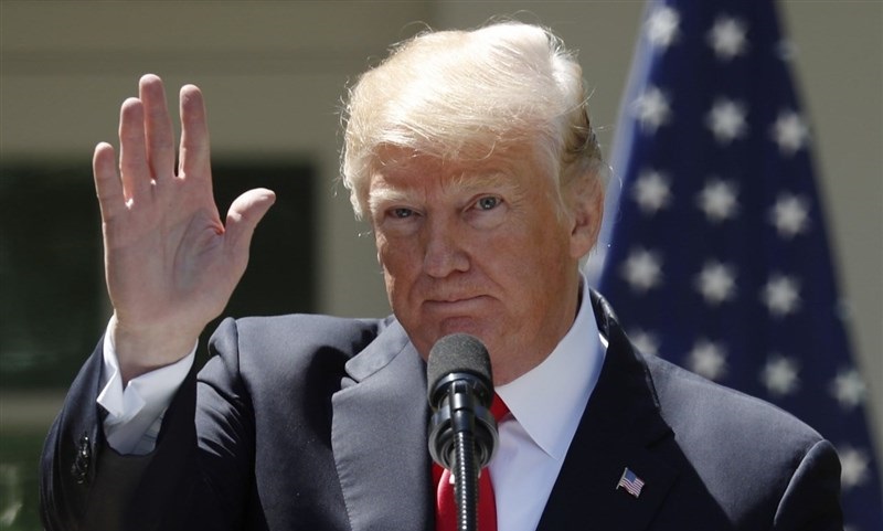 Trump Says Willing to Meet with Iran without Preconditions