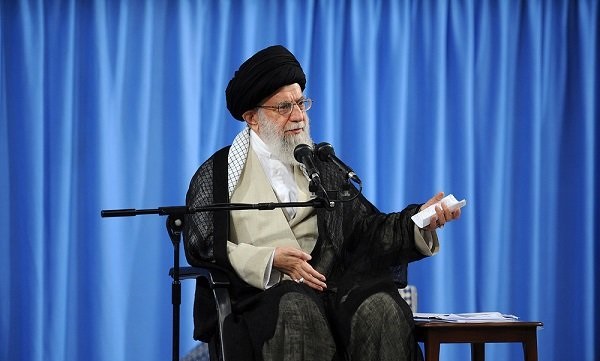 Leader urges Rouhani to crack down on corruption