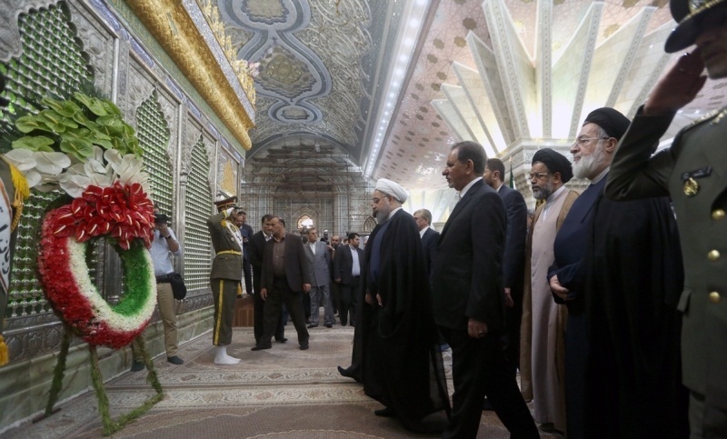 Iran's cabinet renews allegiance with I.R. founder