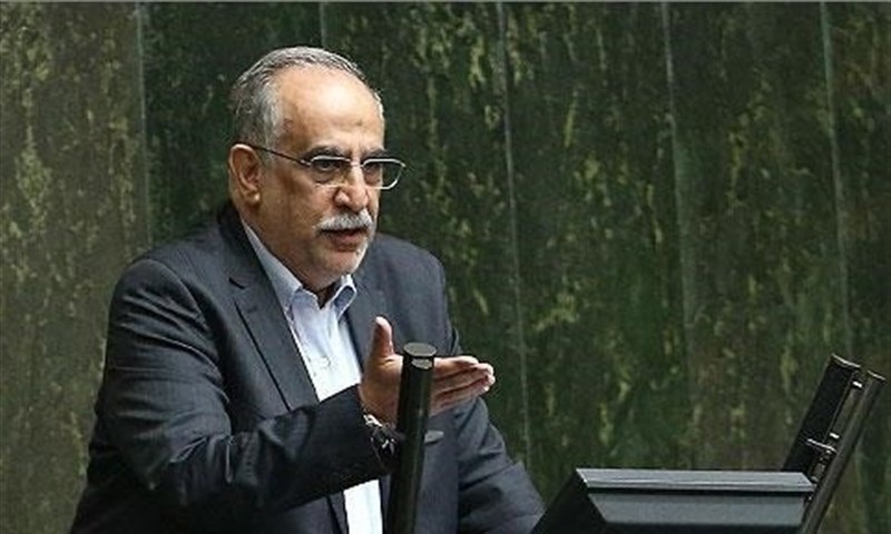 Iranian Parliament Starts Impeaching Economy Minister