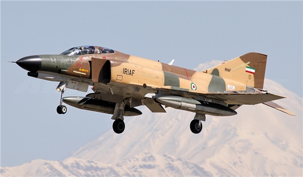 Army's F-5 Fighter Jet Crashes in Southern Iran, Pilot Killed