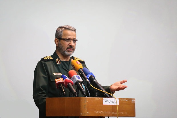 Cmdr. urges government to use Basij capacities to solve problems