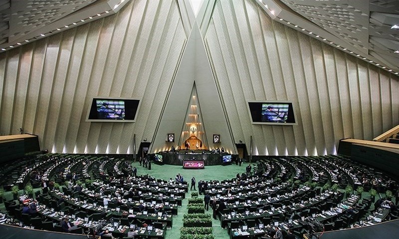 MPs Not Convinced by Iranian President’s Answers on Economic Problems