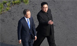 Group of South Korean Officials Head to North Korea for Inter-Korean Summit Preparations
