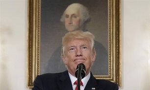 Trump Warns of Economic Troubles If Dems Win Midterms
