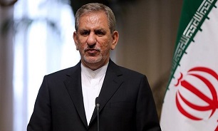 Iran Defies US Pressures on Oil Sale