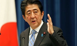 Japanese PM Vows to Facilitate Peace Treaty Talks with Russia