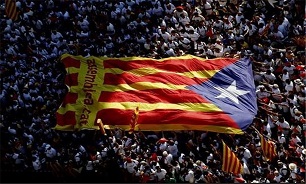 Spain's Divisions Laid Bare as Catalan Separatists' Trial Starts