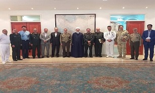 Iran, Oman resolved to develop defense coop