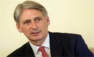 Hammond Sees Deal with Labor on Brexit