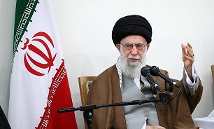 Leader Urges Efforts to Familiarize Youths with Eminent Martyrs