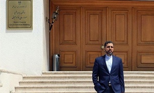 Iran Denies Suspension of Talks on Deal with China