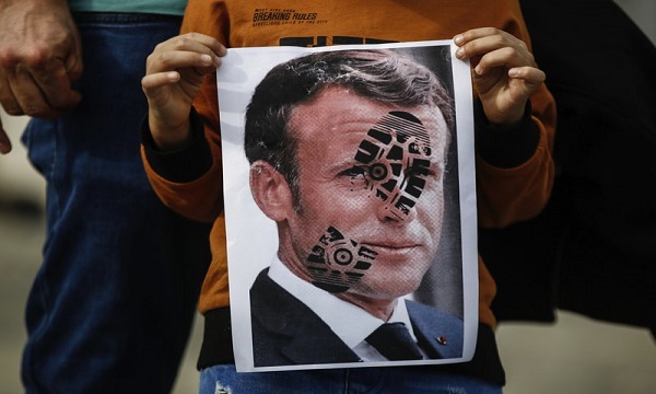Chris Den Hond: Macron Fueling Hatred against Muslims in France