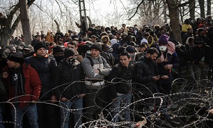 Refugees Mass at Turkey’s Border with Greece