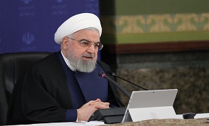 President Rouhani Hails Iranian Workers’ Steadfastness amid Sanctions