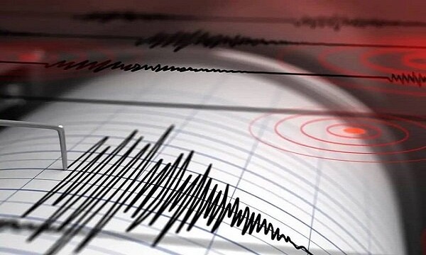 Magnitude 7 earthquake shakes Philippines