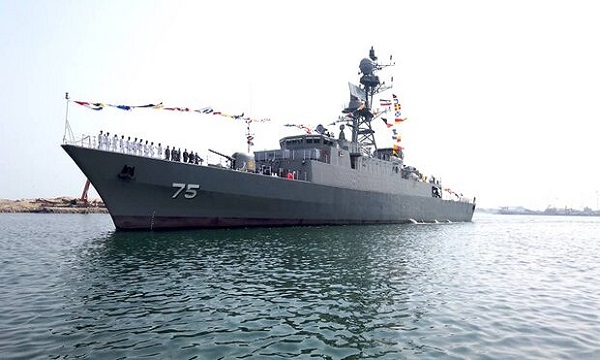 Dena destroyer, Shahin minehunter join Iran's Navy