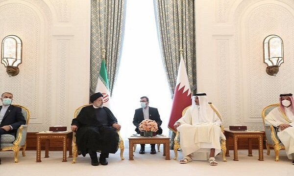 Iran, Qatar sign 14 coop. documents during Raeisi's visit