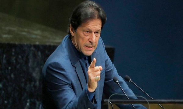 Pakistan parl. shoots down no-confidence move to oust PM Khan
