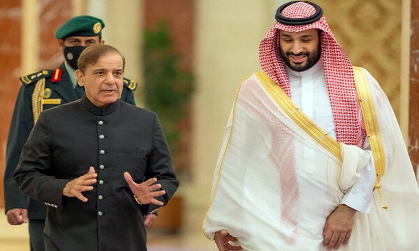 Pakistan secures $8bn package from Saudi Arabia