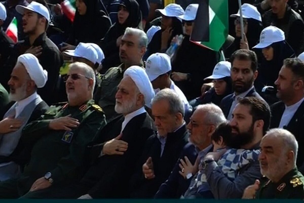 Pezeshkian attendance at the funeral ceremony of martyr General Nilforoshan