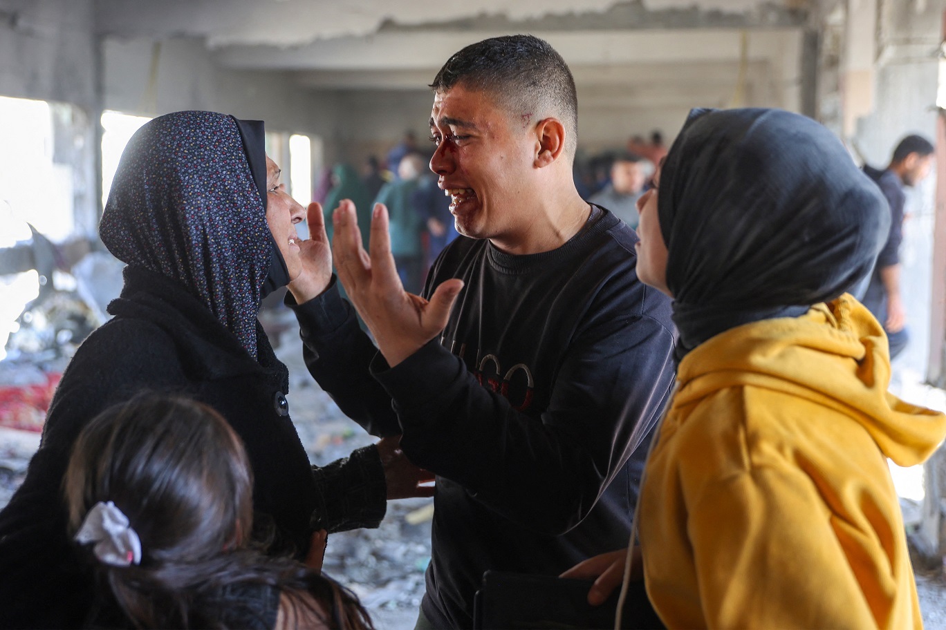 10 Family Members Martyred in Zionist Airstrike Amid Gaza's Ongoing Tragedy