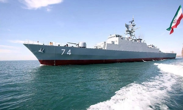 Sahand destroyer had an accident in Bandar Abbas