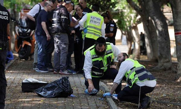 Stabbing operation at Holon