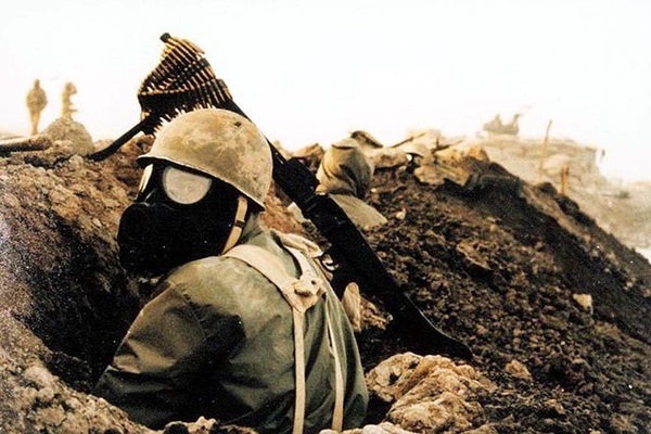 Chemical weapons employed against the Iranians during Sacred Defense